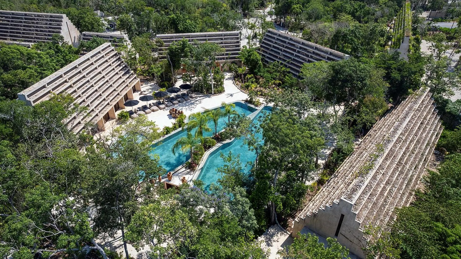 Escape To Nature, Pool, Jacuzzi, Gym & Yoga Space トゥルム